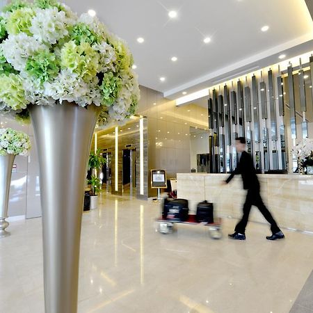 Royal Ambassador - Al Yal Suites Manamah Buitenkant foto